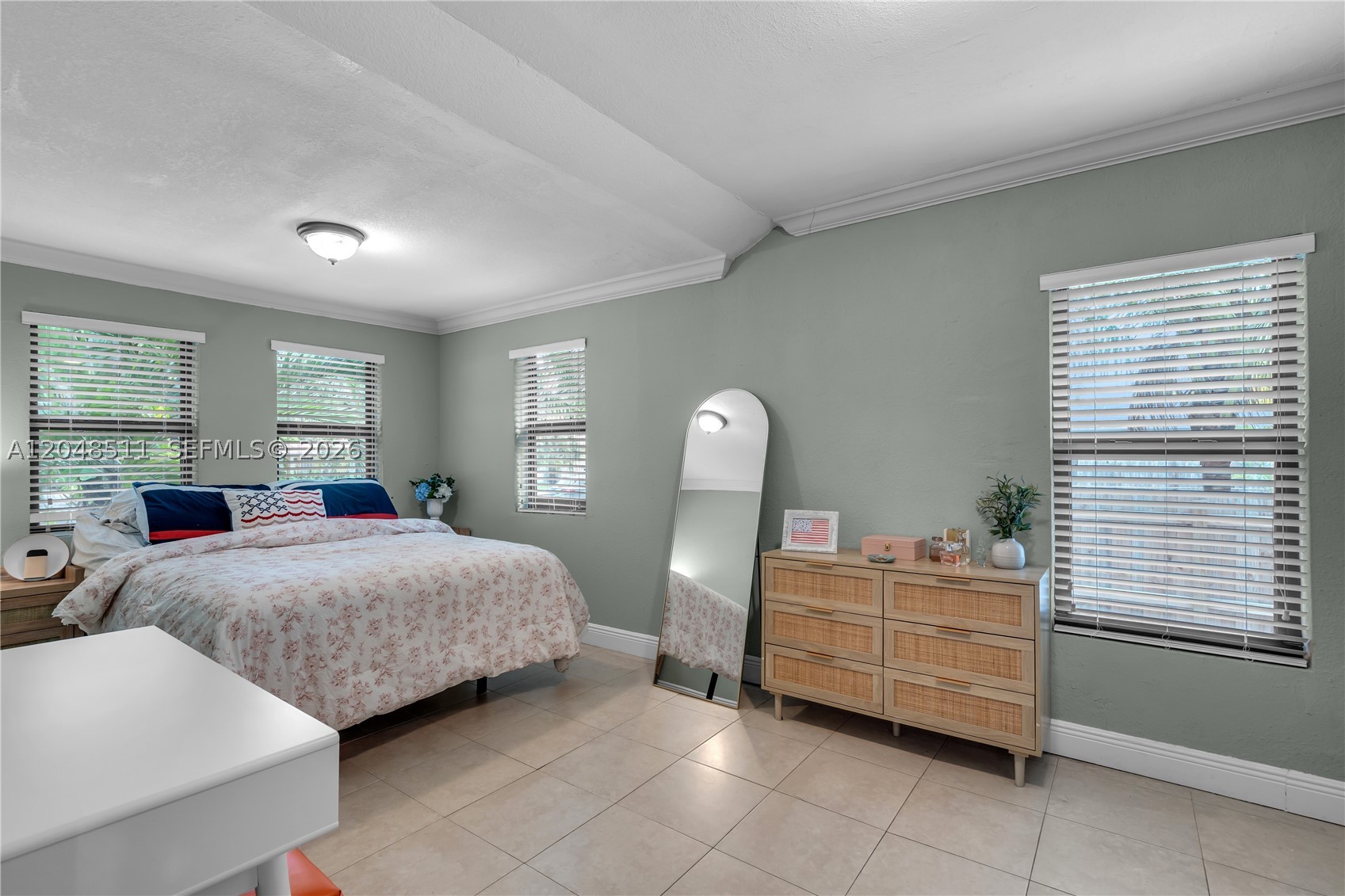 IRONS MANOR 2ND ADDN - Residential