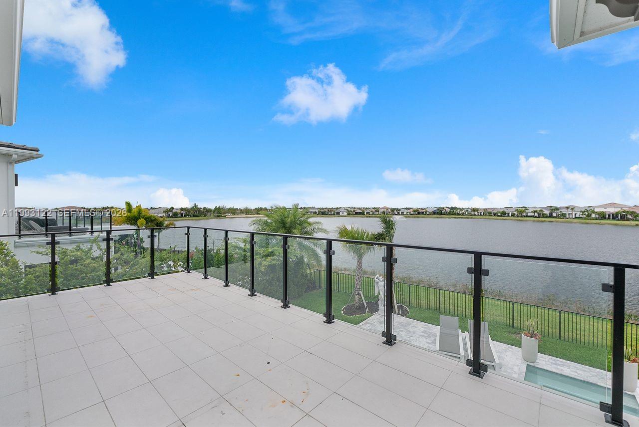Solana Bay at Avenir - Residential