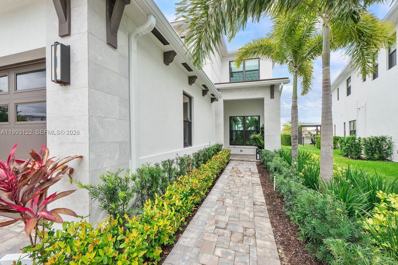 Solana Bay at Avenir - Residential