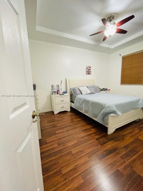 KENDALL BREEZE SOUTH - Residential Lease