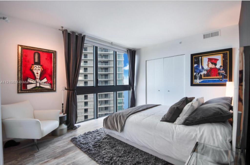 PARAISO BAY - Residential Lease