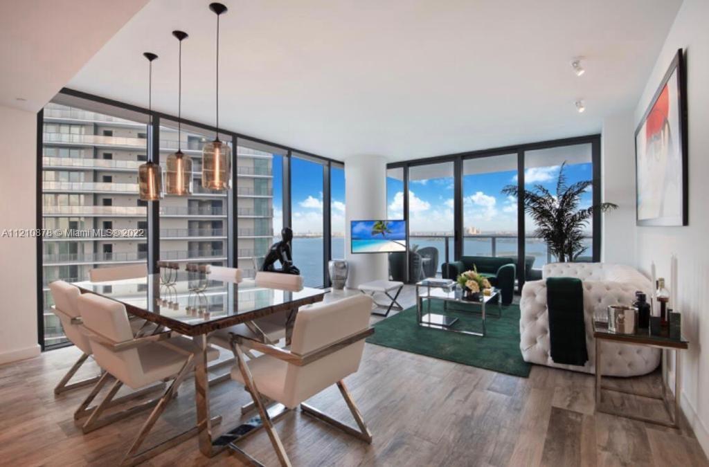 PARAISO BAY - Residential Lease