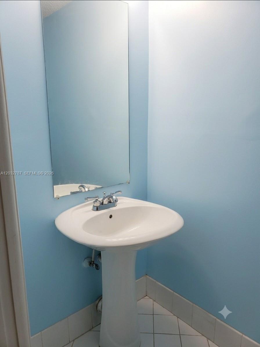 BONITA VILLAS CONDO - Residential