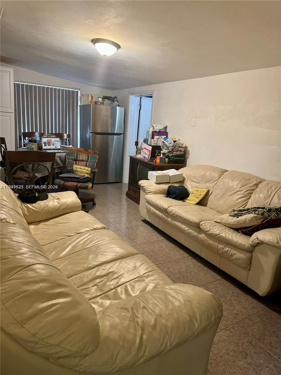 FAIRMONT - Residential
