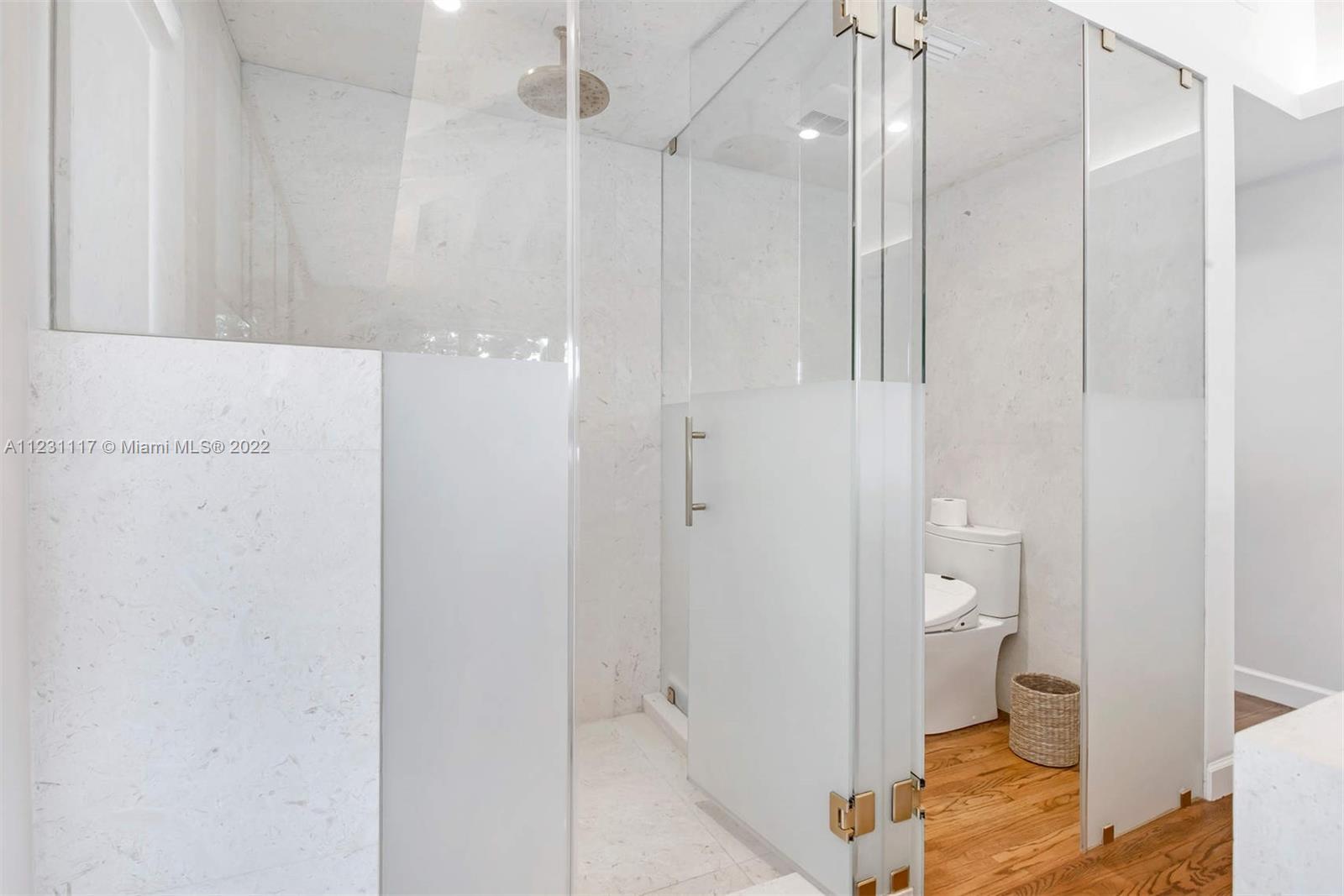 BELLE MEADE OF MIA SEC 1 - Residential Lease