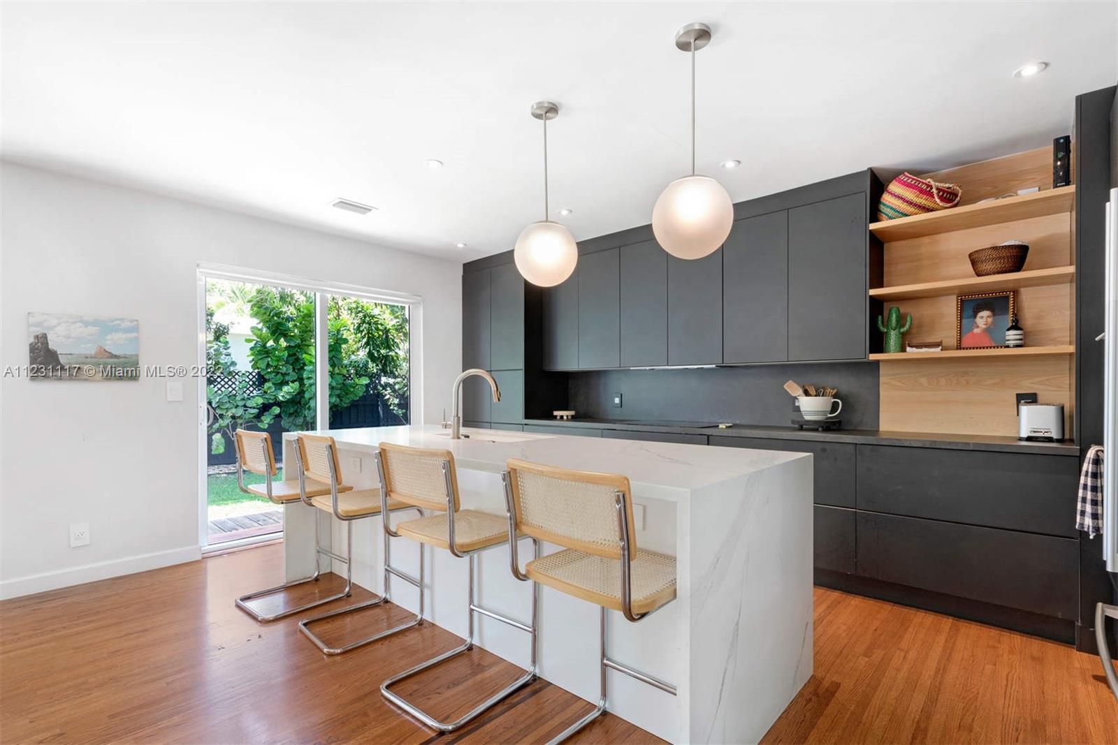 BELLE MEADE OF MIA SEC 1 - Residential Lease