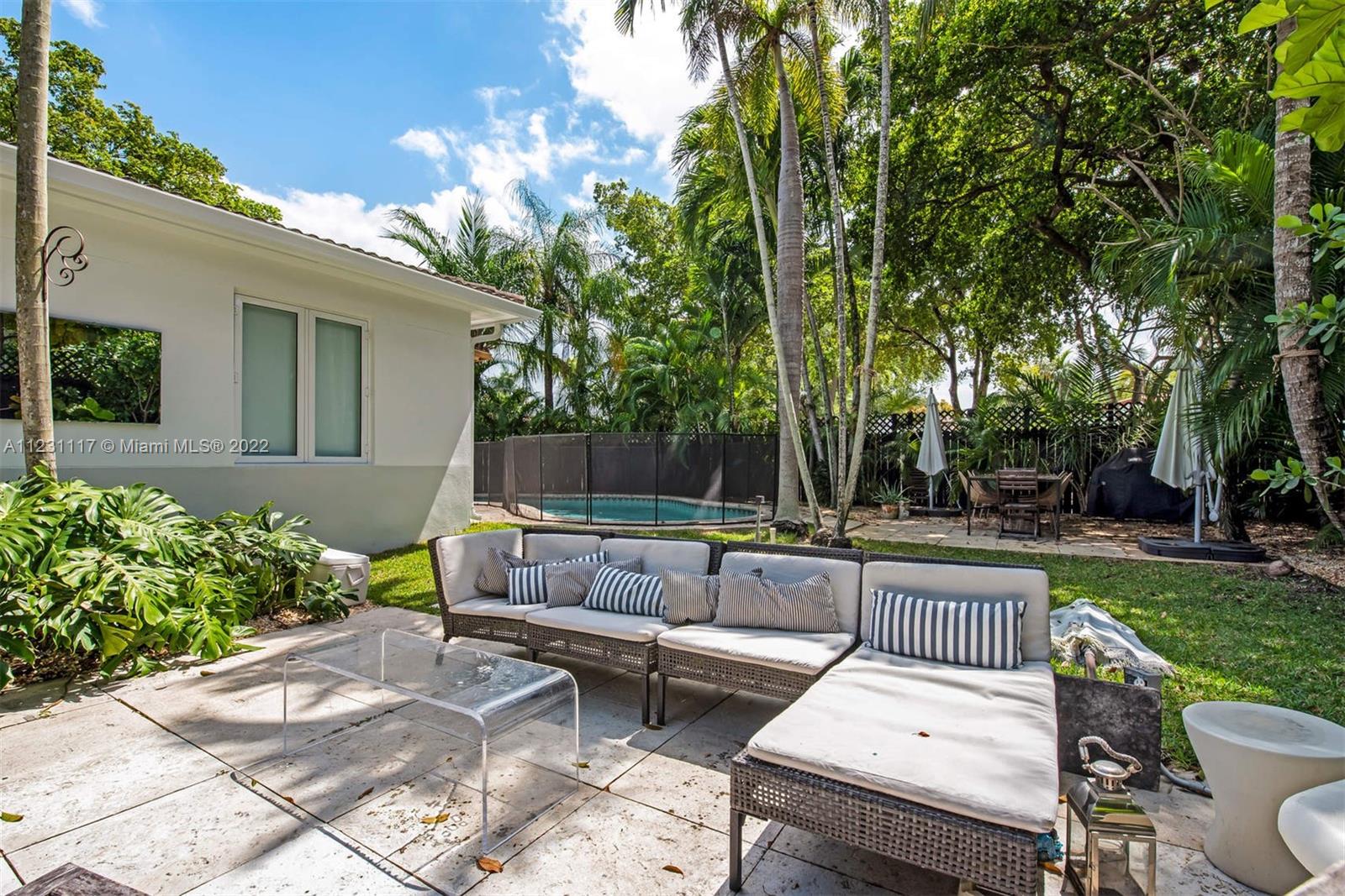 BELLE MEADE OF MIA SEC 1 - Residential Lease