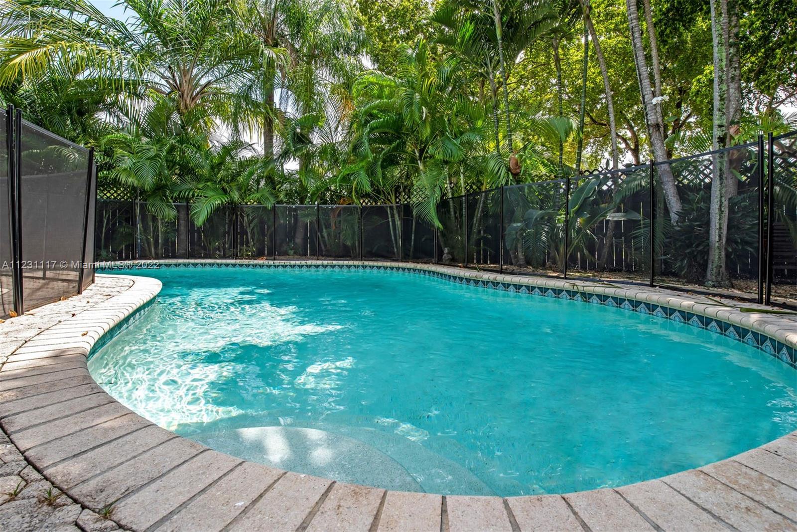 BELLE MEADE OF MIA SEC 1 - Residential Lease