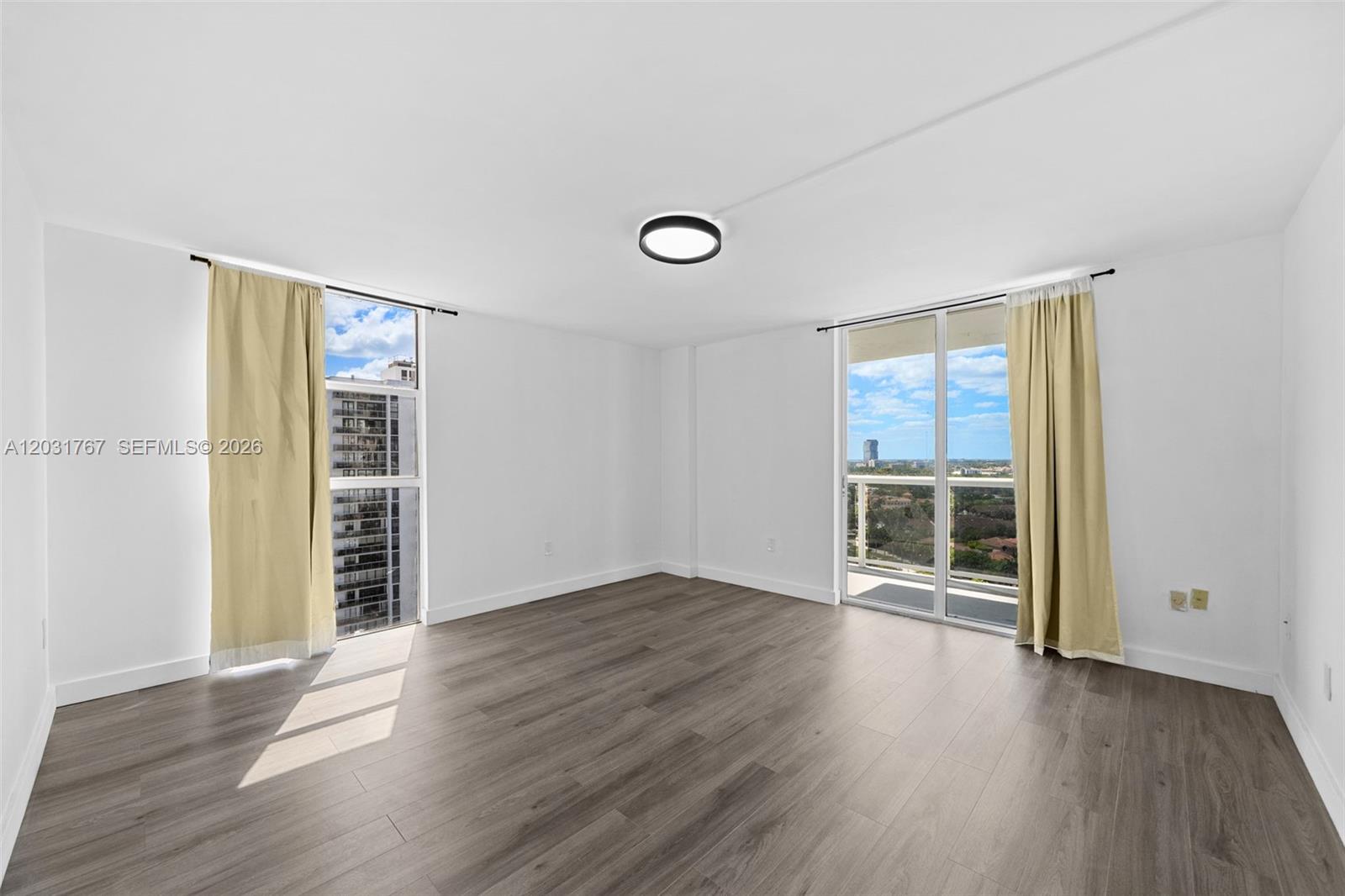 WATERVIEW CONDO - Residential Lease