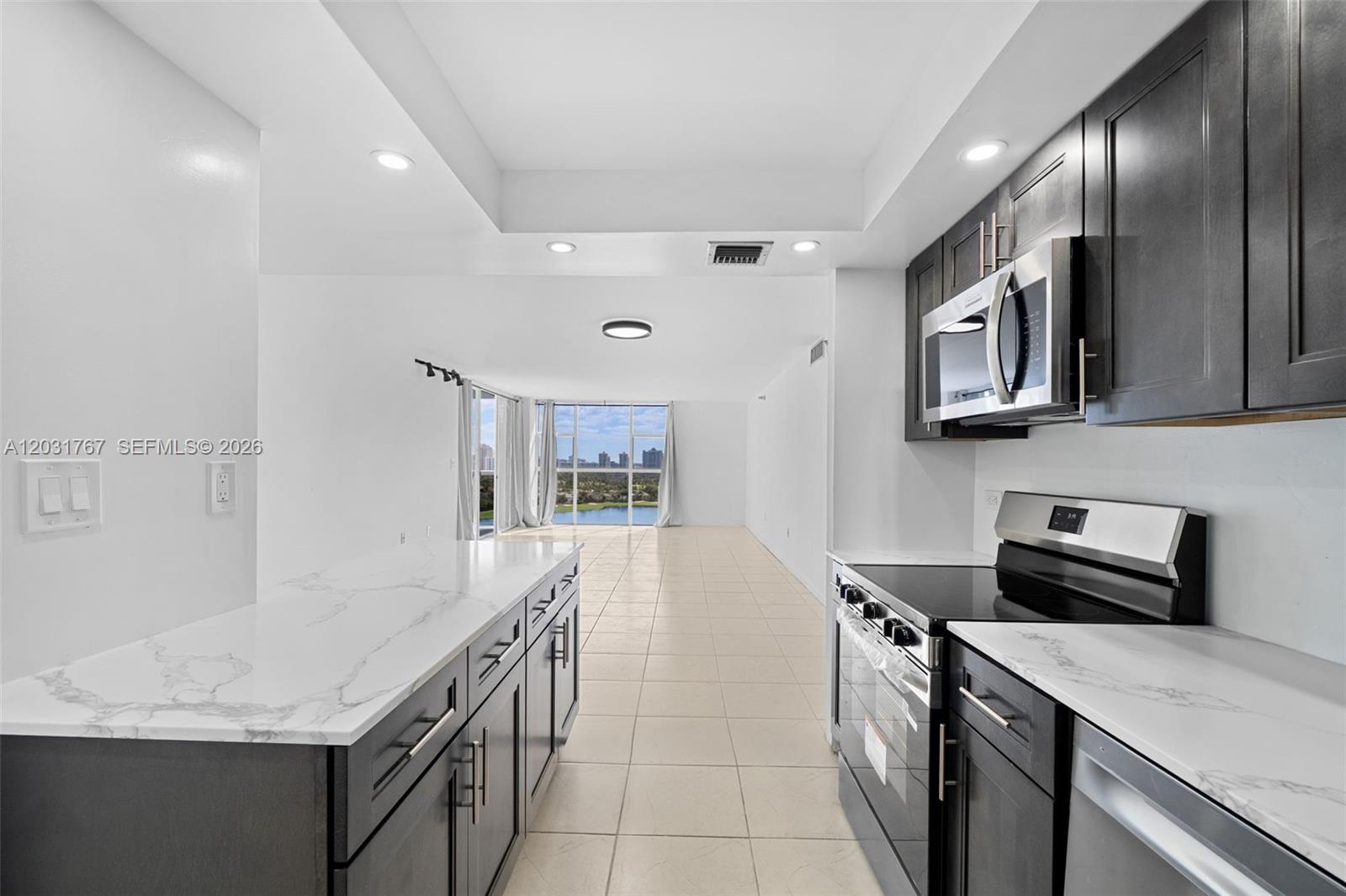 WATERVIEW CONDO - Residential Lease
