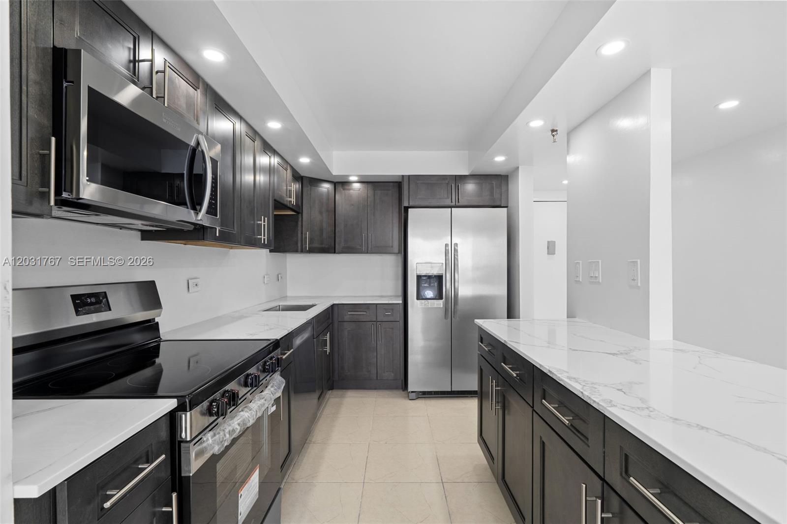 WATERVIEW CONDO - Residential Lease