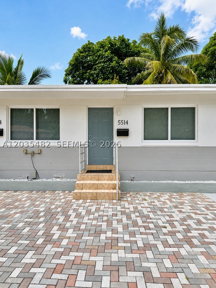 54TH ST BUS PLAZA SEC A - Residential Lease