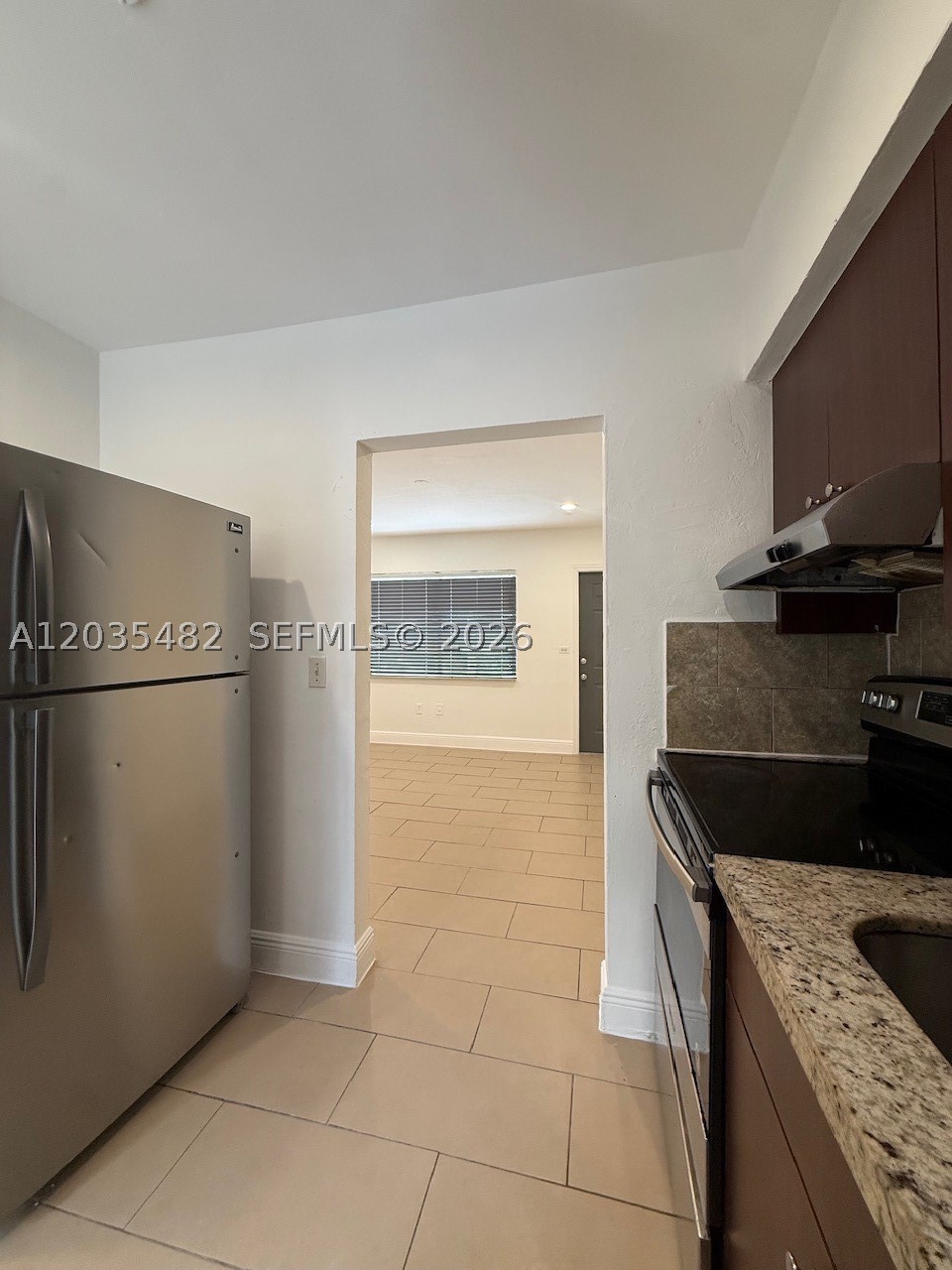 54TH ST BUS PLAZA SEC A - Residential Lease