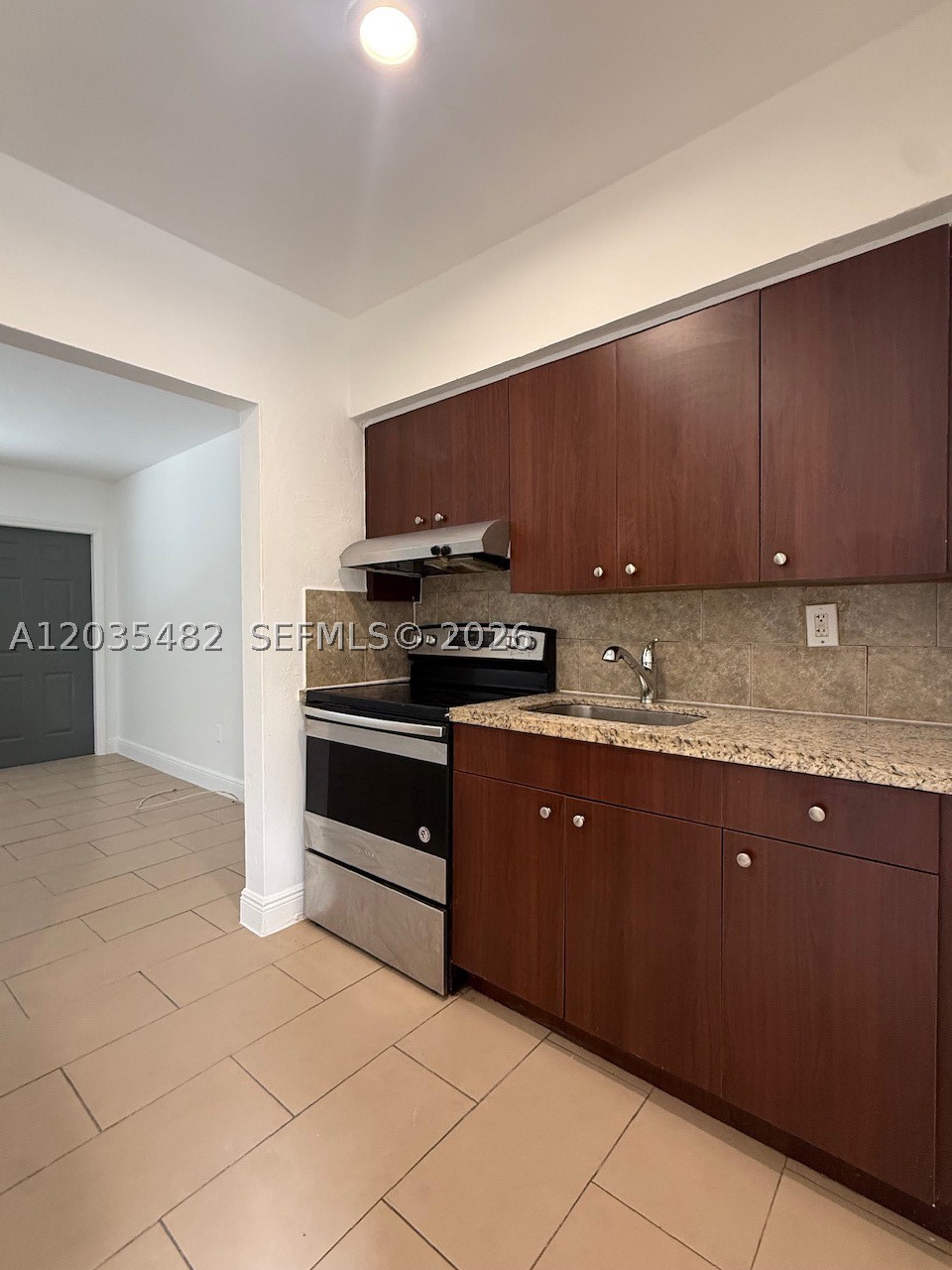 54TH ST BUS PLAZA SEC A - Residential Lease