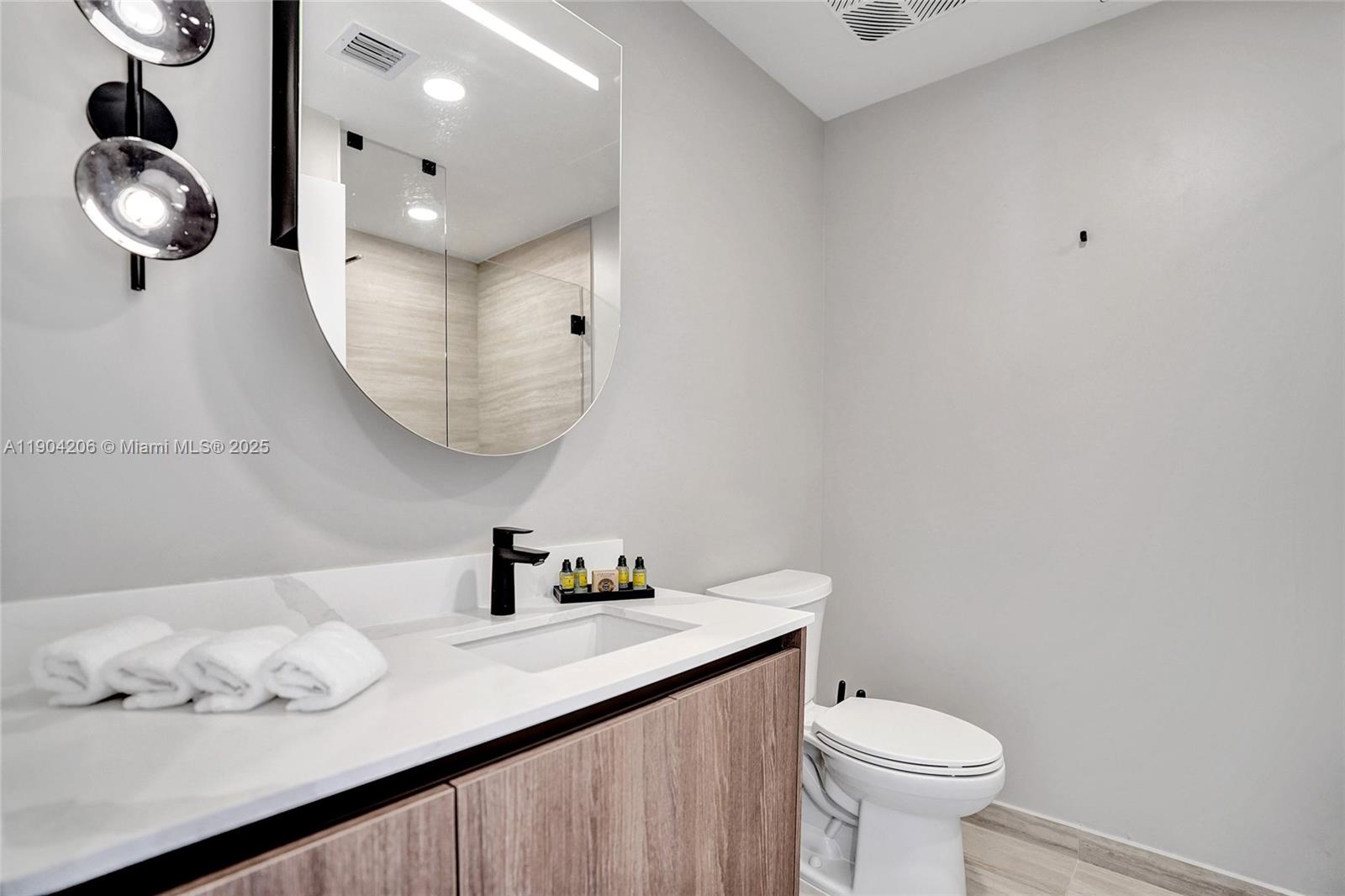 580 72ND STREET CONDO - Residential