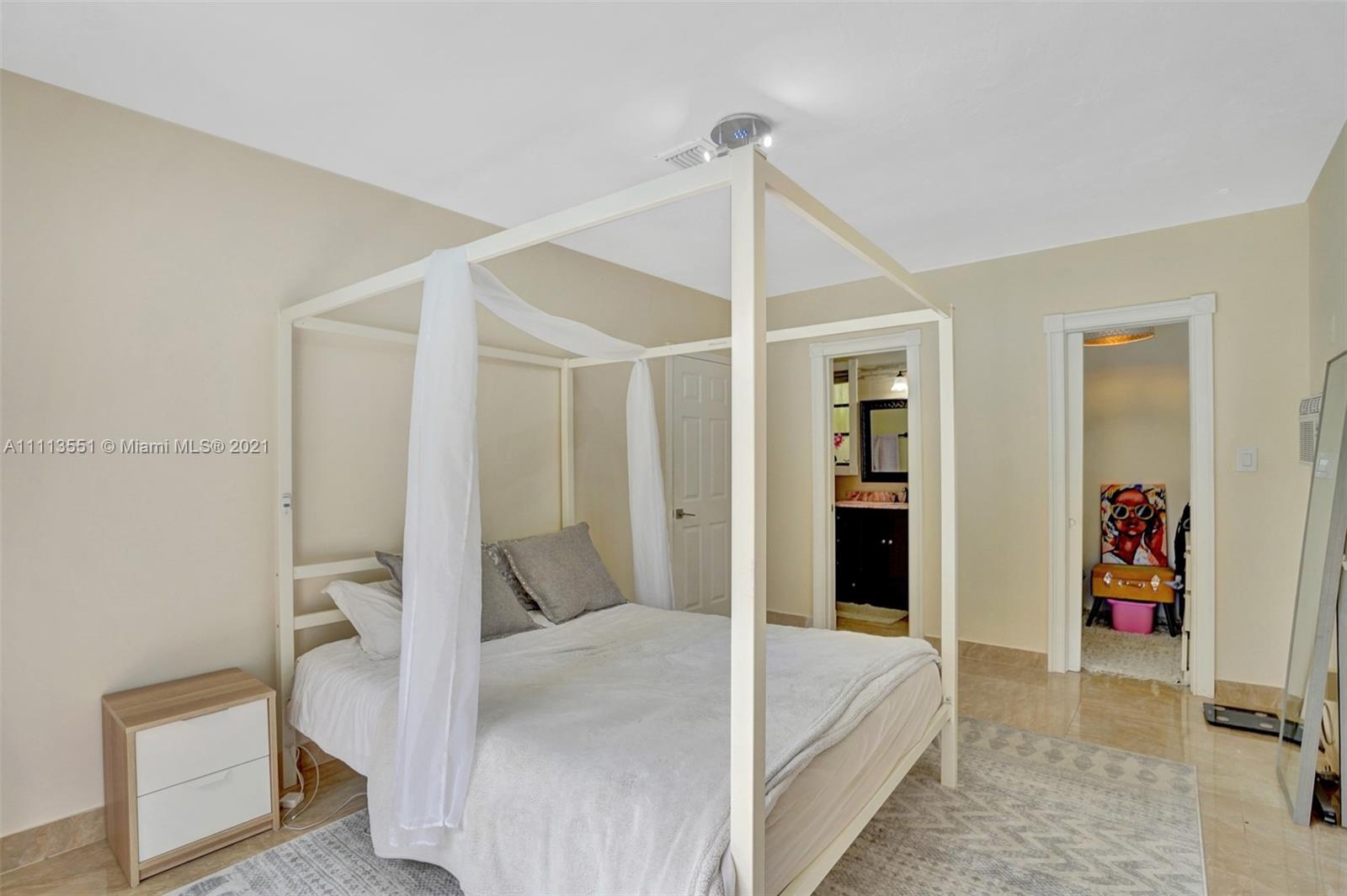 HIGHLAND MANOR SEC 6 - Residential