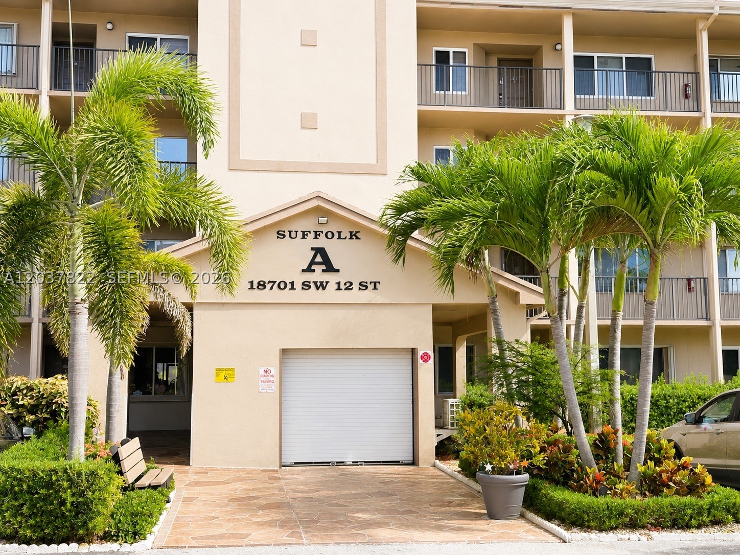 SUFFOLK AT CENTURY VILLAG - Residential Lease