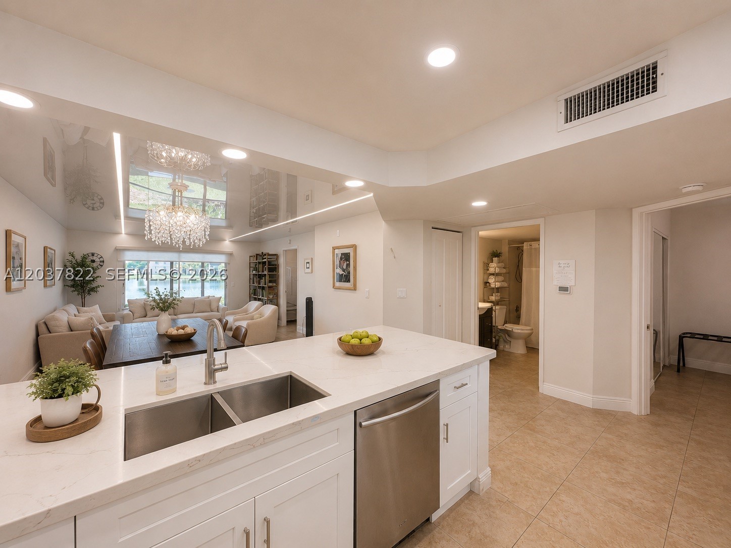 SUFFOLK AT CENTURY VILLAG - Residential Lease