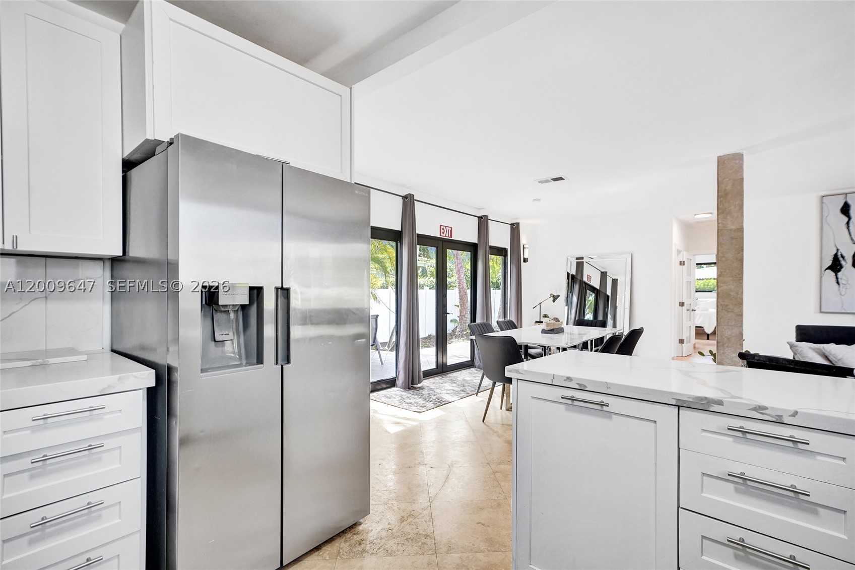 HOLLYWOOD LAKES SECTION - Residential