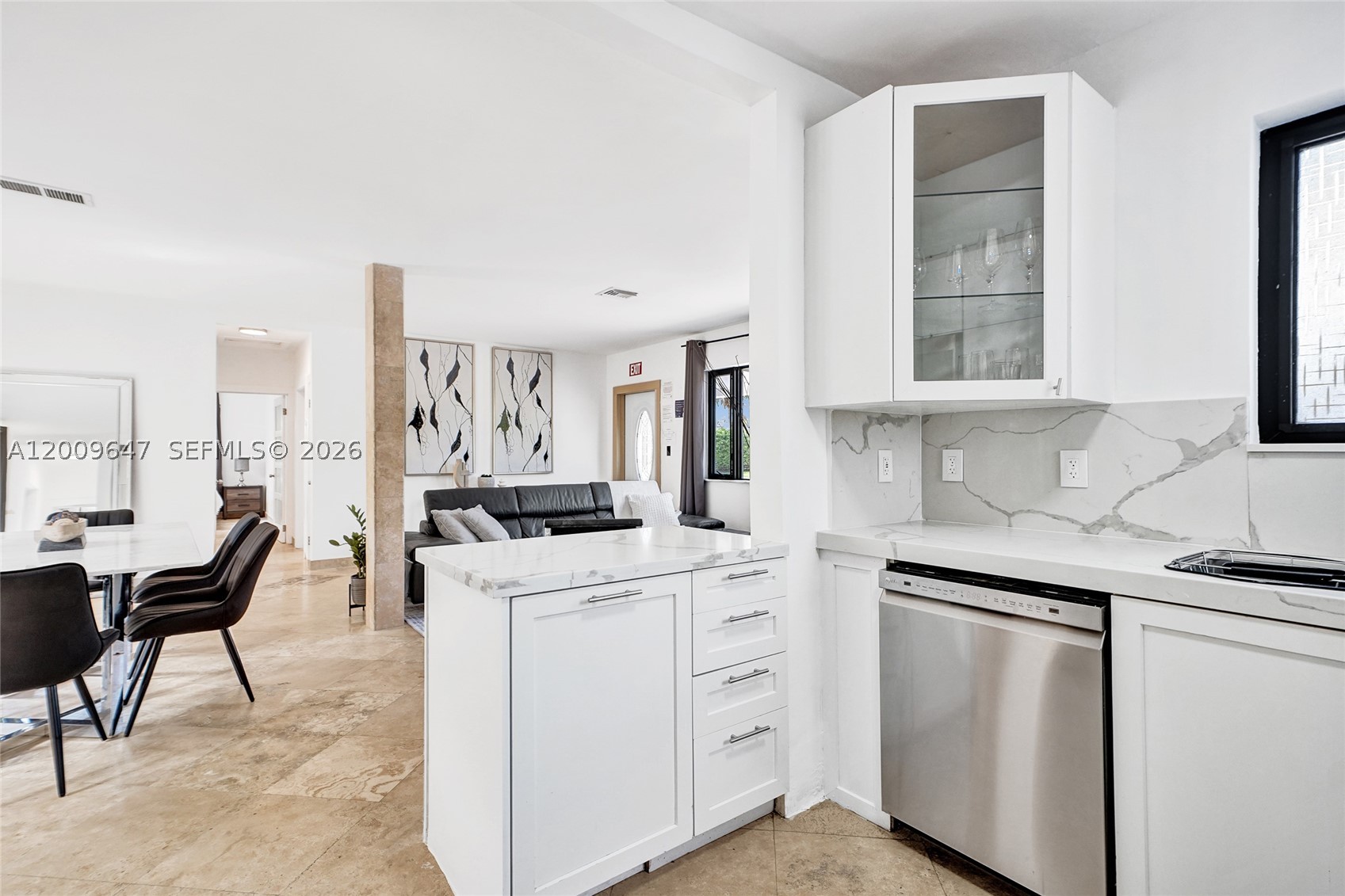 HOLLYWOOD LAKES SECTION - Residential