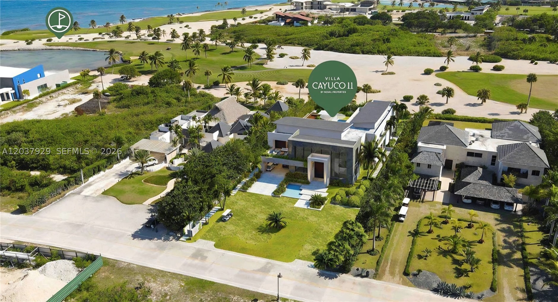 Located a short distance from the sea and with a spectacular view, **Villa Cayuco 11** is an exclusive property that redefines luxury in Cap Cana, the most prestigious residential community in the Dominican Republic. Just 5 minutes from Punta Cana International Airport, Cap Cana extends over more than 120 km² of pure tropical beauty, offering a full range of high-quality services and facilities, including marina, beaches, golf courses, tennis, polo, resorts, restaurants and much more. ??

?? **Property Details** ??  
- **2 Levels**  
- **10 Rooms + 1 service room**  
- **10 Bathrooms**  
- **Pool and jacuzzi**  
- **Terraces and barbecue**  
- **Total Construction Area: 1,713,514 m²**  
- **Total Land Area: 2,433.00 m²**

Cap Cana represents true luxury in the heart of the Caribbean. Discover its treasures, such as the Vanguardia Tourist Port, immaculate white sand beaches, the prestigious Punta Espada Golf Course, and much more. This corner of paradise is perfect for those seeking an exclusive and sophisticated living experience.

?? **Live the dream, invest in Villa Cayuco 11 in Cap Cana!** ??