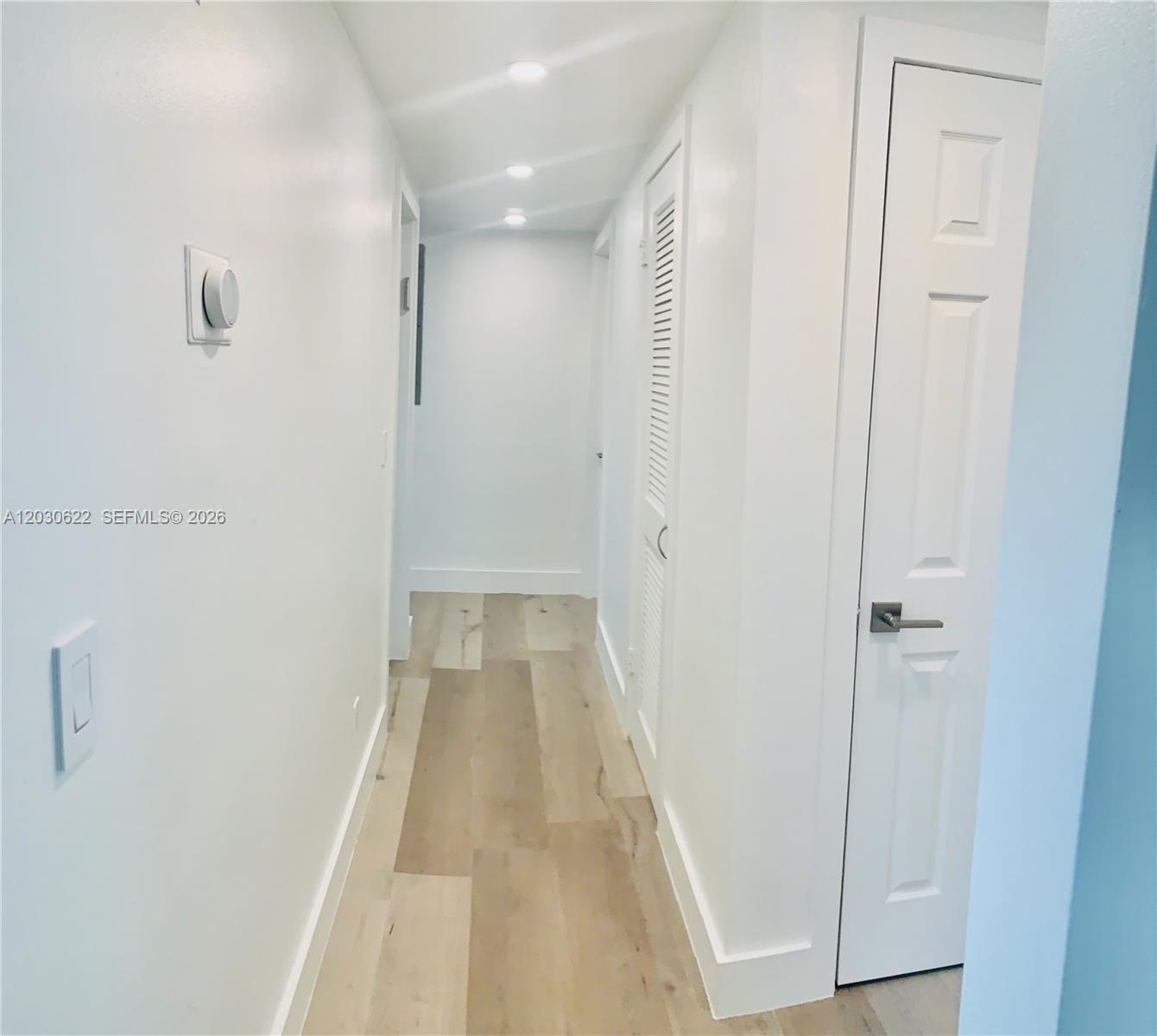 GREYKNOLL ESTATES - Residential Lease