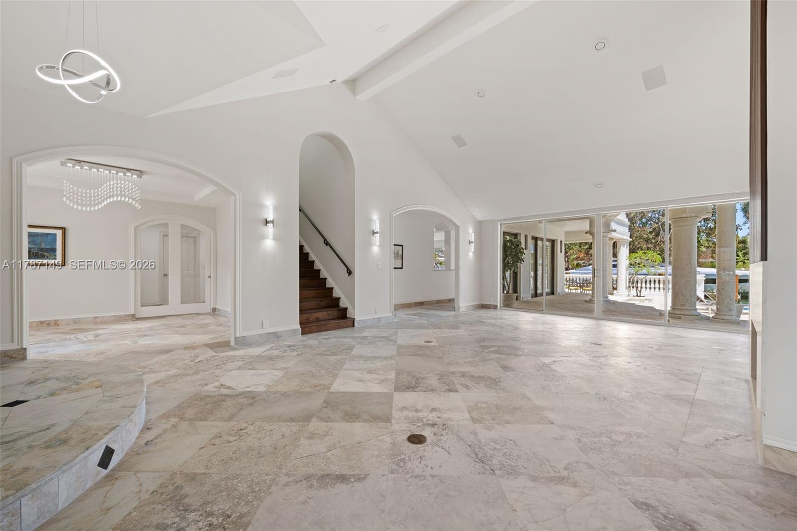 LUCILLE ISLAND - Residential