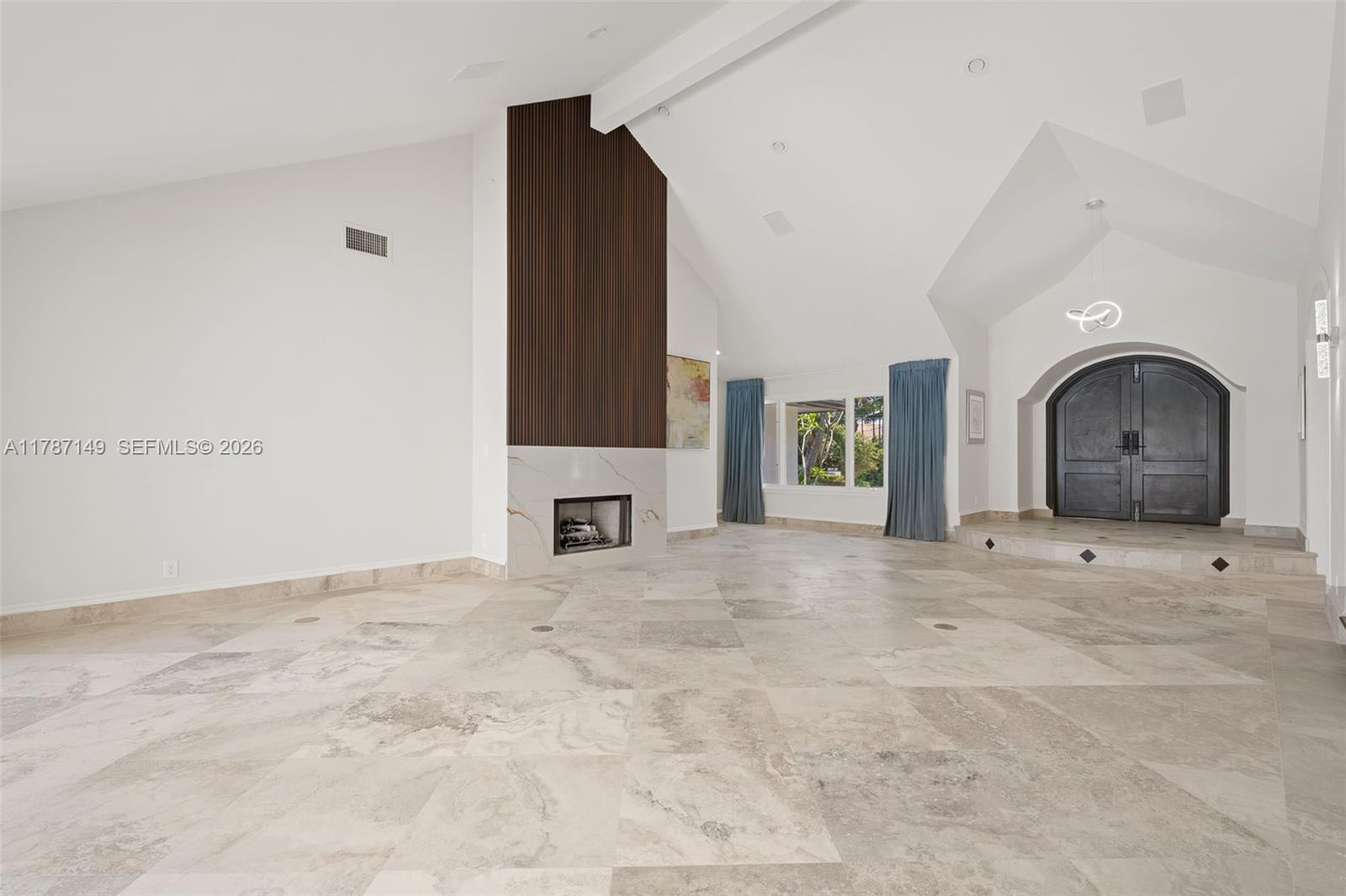 LUCILLE ISLAND - Residential