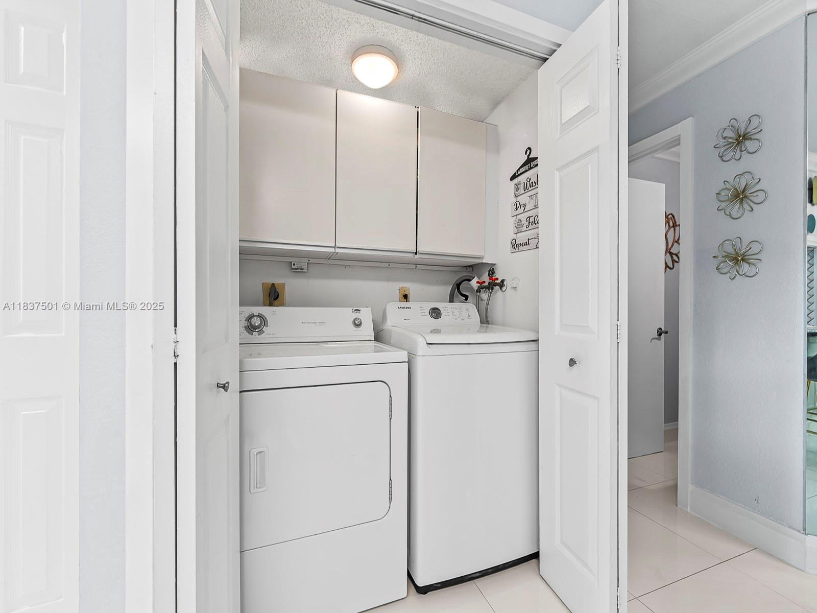 COUNTRY CLUB CHALET CONDO - Residential