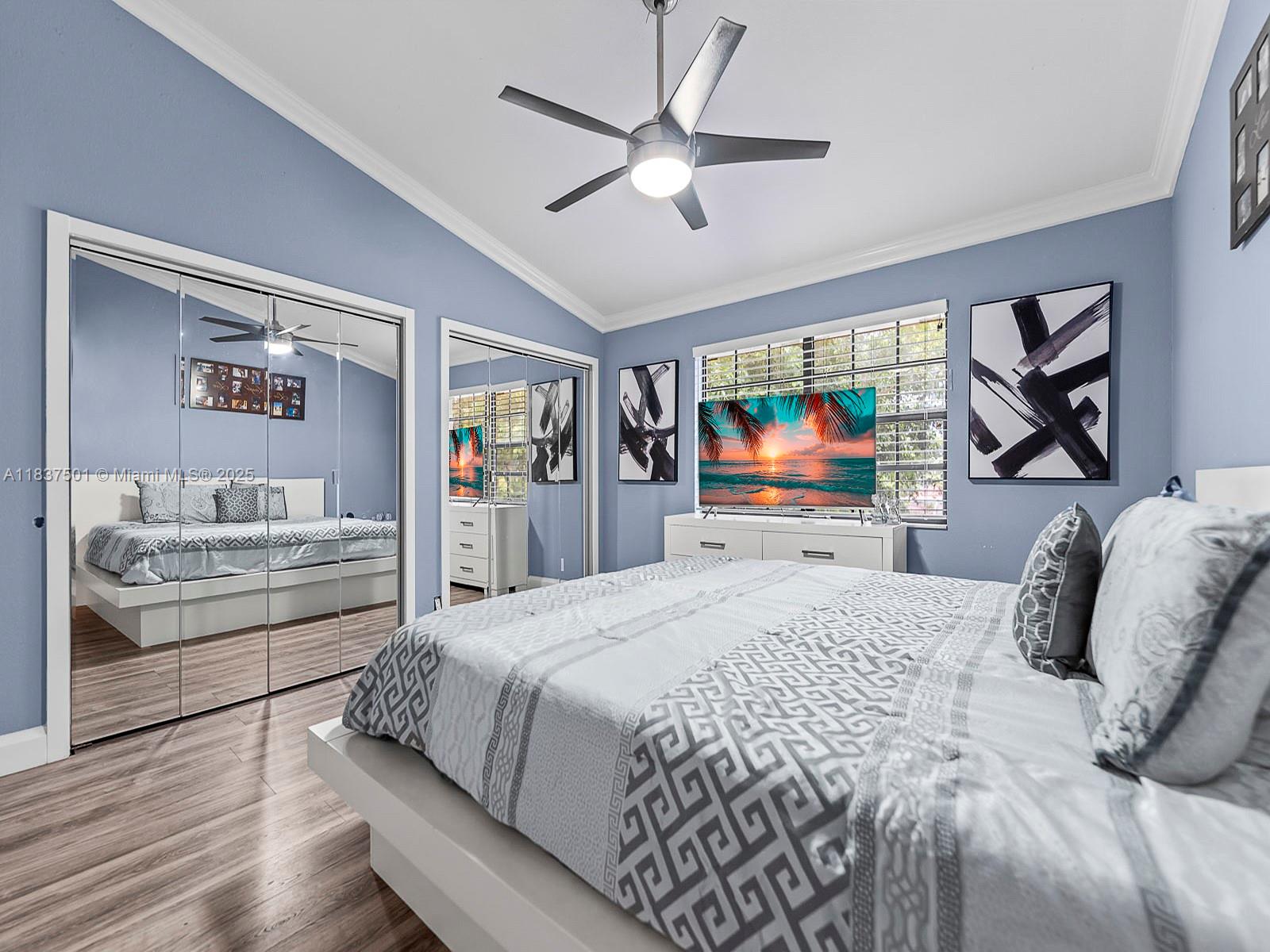COUNTRY CLUB CHALET CONDO - Residential
