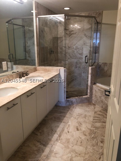 VERANDA CONDO - Residential