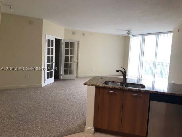 VERANDA CONDO - Residential