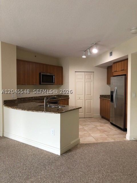 VERANDA CONDO - Residential