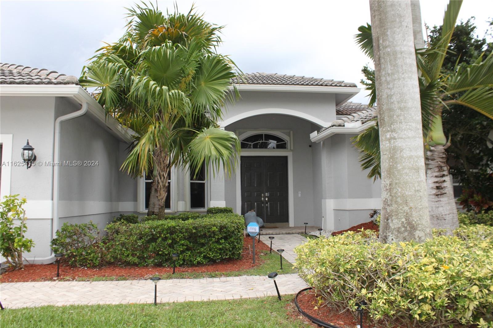 SECTOR 2-PARCELS 11 27 28 - Residential Lease