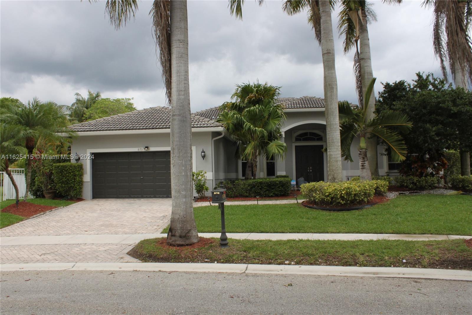 SECTOR 2-PARCELS 11 27 28 - Residential Lease