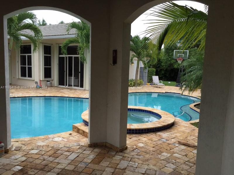 SECTOR 2-PARCELS 11 27 28 - Residential Lease