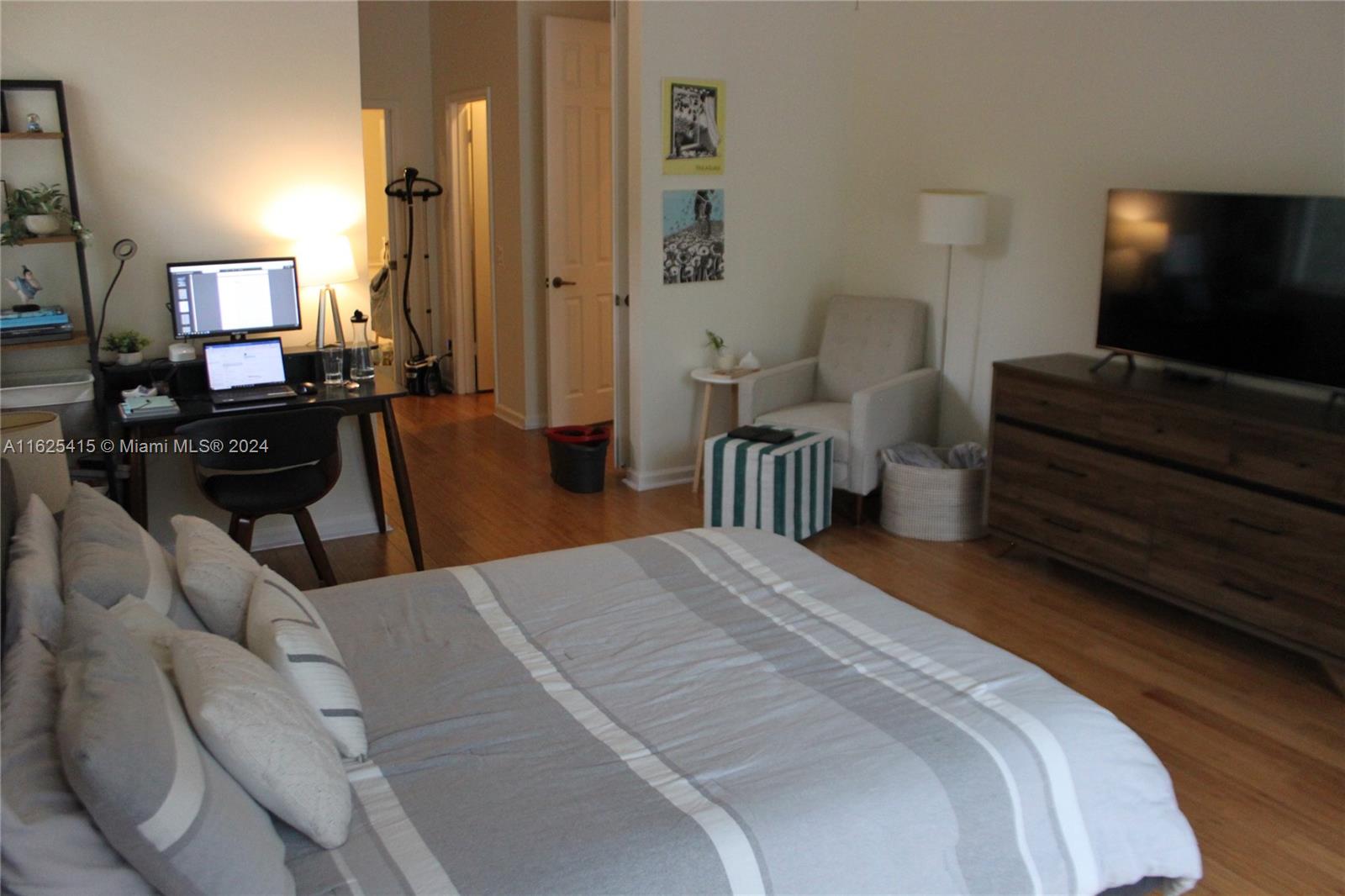 SECTOR 2-PARCELS 11 27 28 - Residential Lease