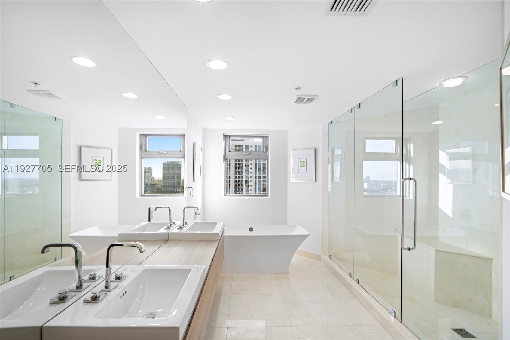 MARINA PALMS RESIDENCES N - Residential