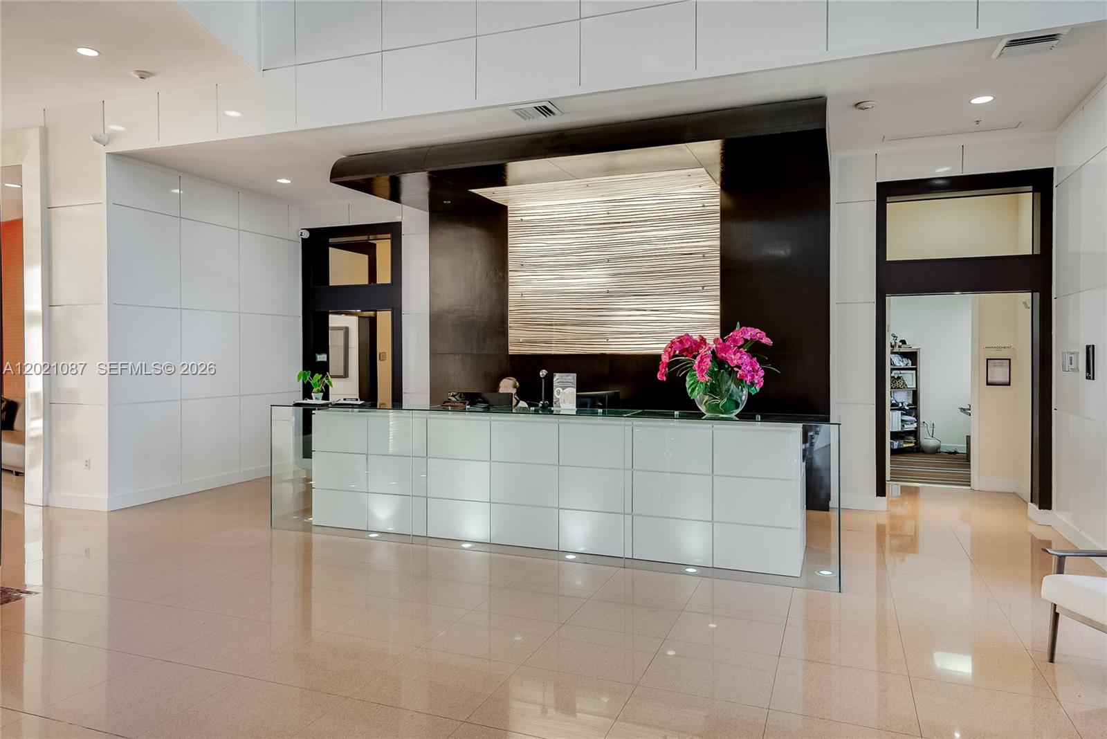VENTURE AT AVENTURA WEST - Residential