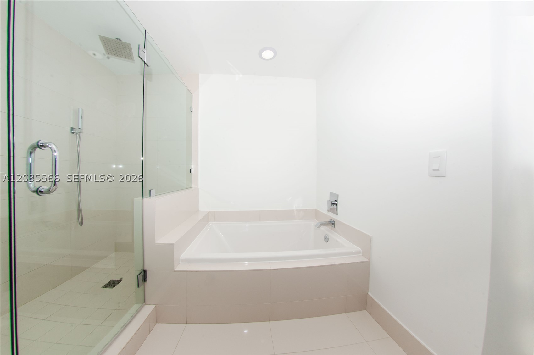 1100 MILLECENTO - Residential Lease