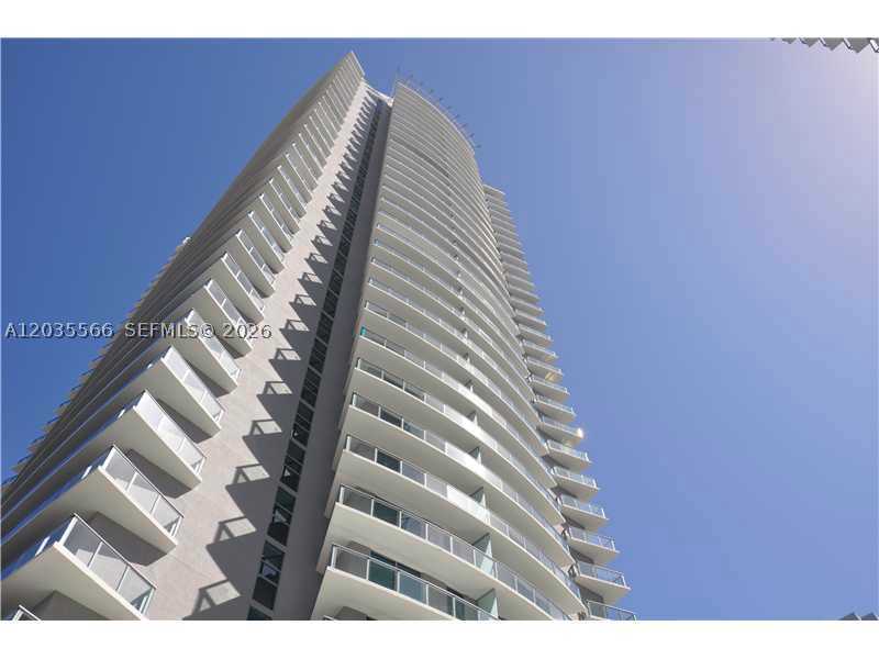 1100 MILLECENTO - Residential Lease