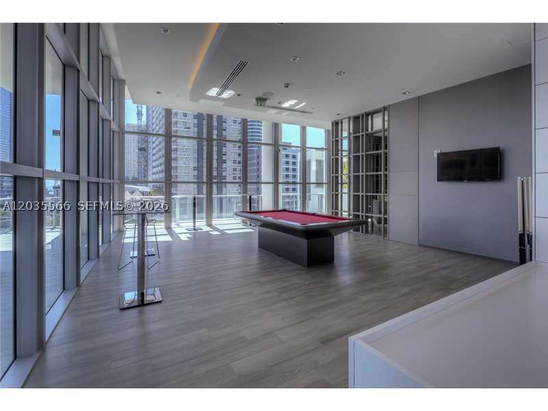 1100 MILLECENTO - Residential Lease