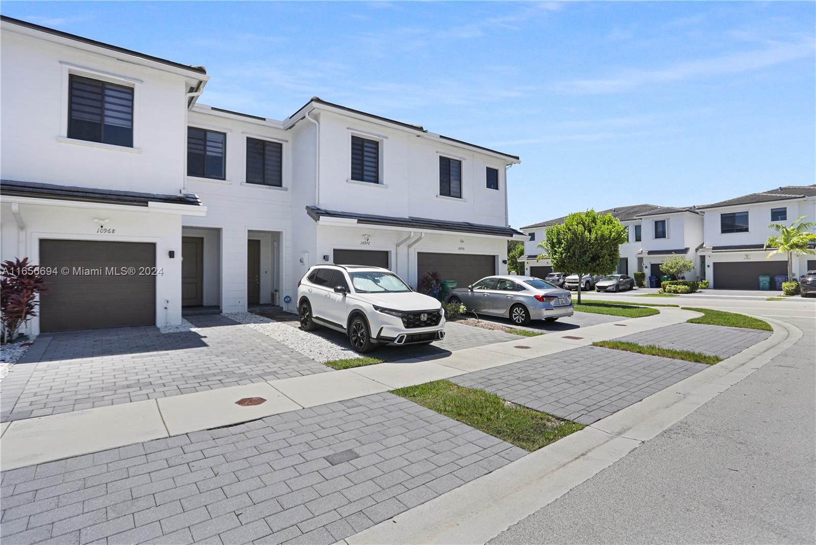 MC RESIDENTIAL - Residential Lease