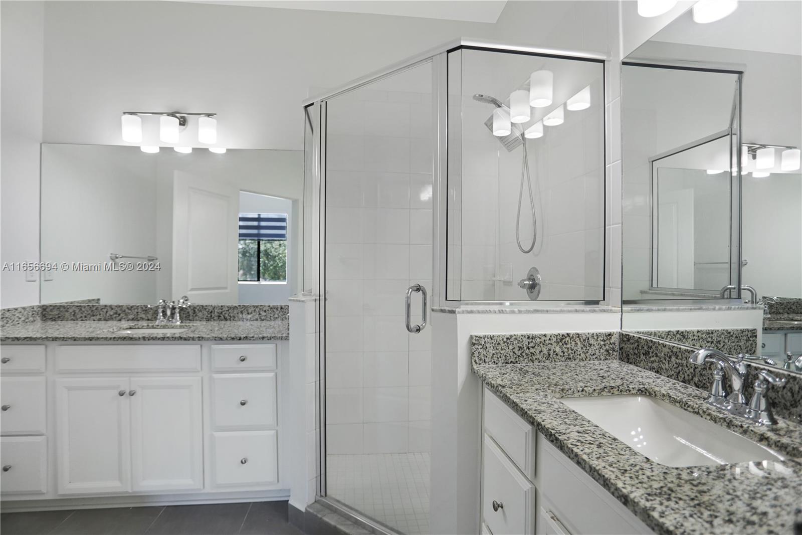 MC RESIDENTIAL - Residential Lease