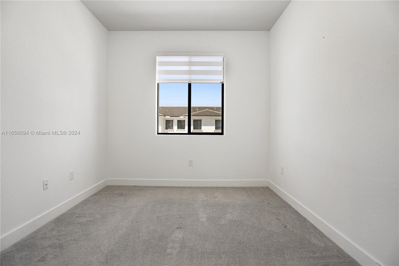 MC RESIDENTIAL - Residential Lease