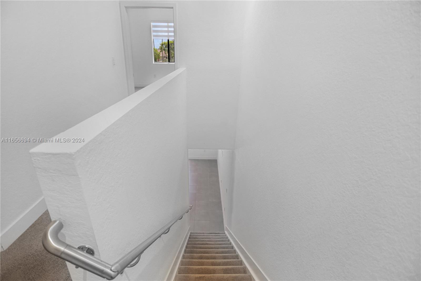 MC RESIDENTIAL - Residential Lease