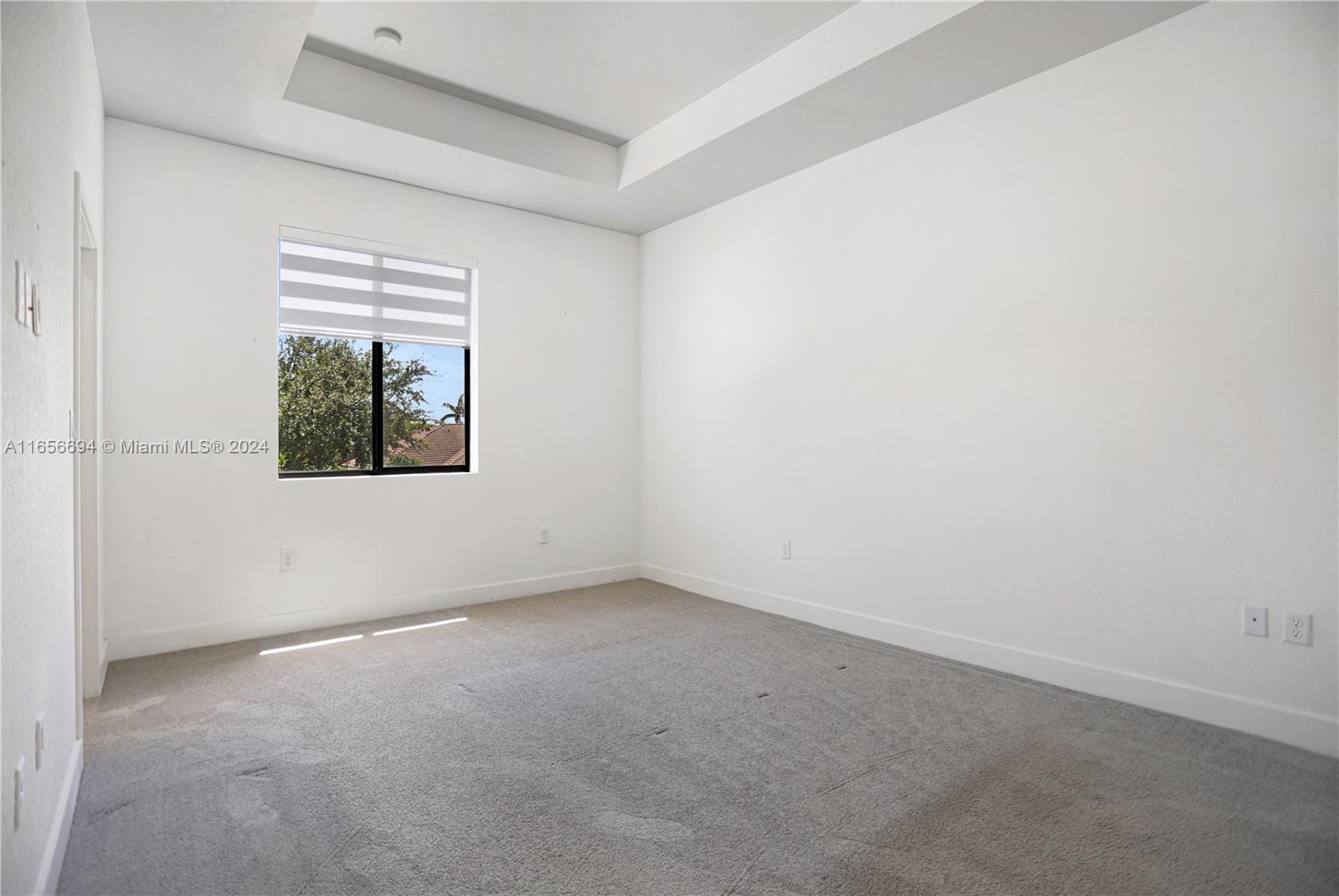 MC RESIDENTIAL - Residential Lease