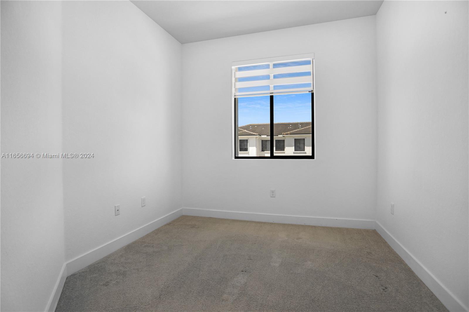 MC RESIDENTIAL - Residential Lease