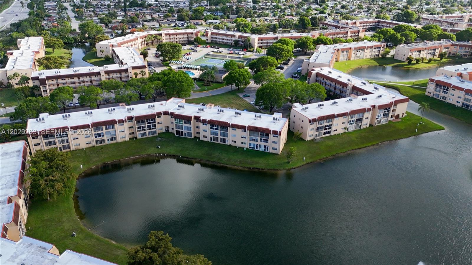 SUNRISE LAKES 71 CONDO - Residential