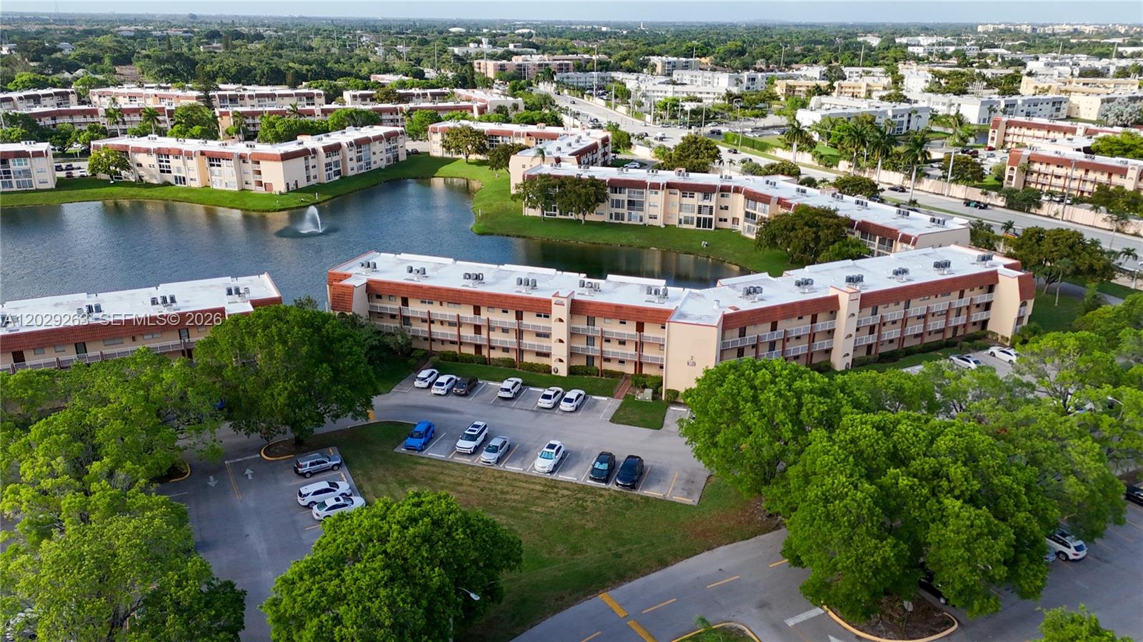 SUNRISE LAKES 71 CONDO - Residential